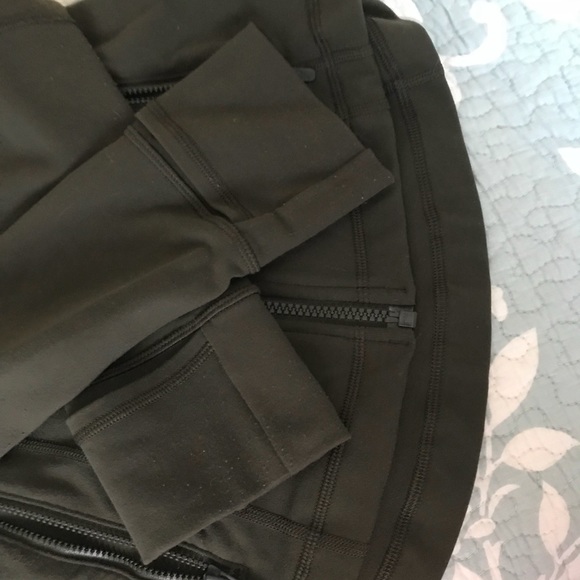 Define Jacket (4) - Picture 4 of 4